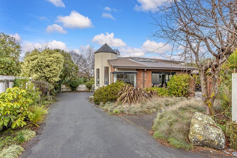 212 Grahams Road, Burnside, Christchurch - Carousel 1