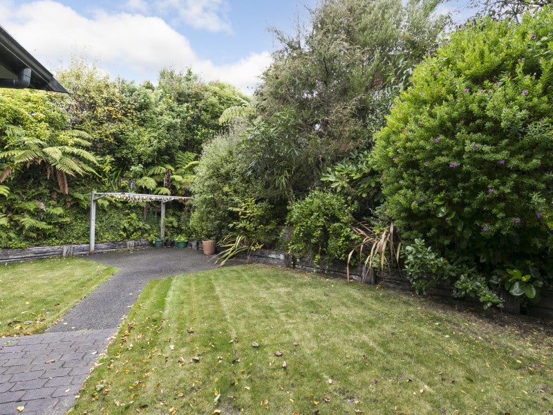 55 Burbank Crescent, Churton Park, Wellington - Carousel 26