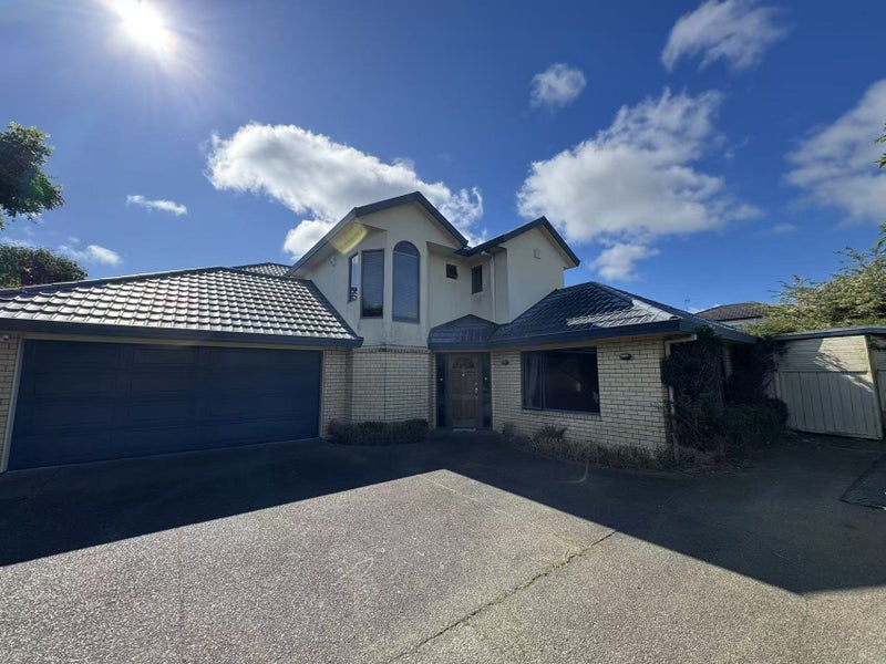 20 Ballantrae Place, Huntington, Hamilton - Carousel 1