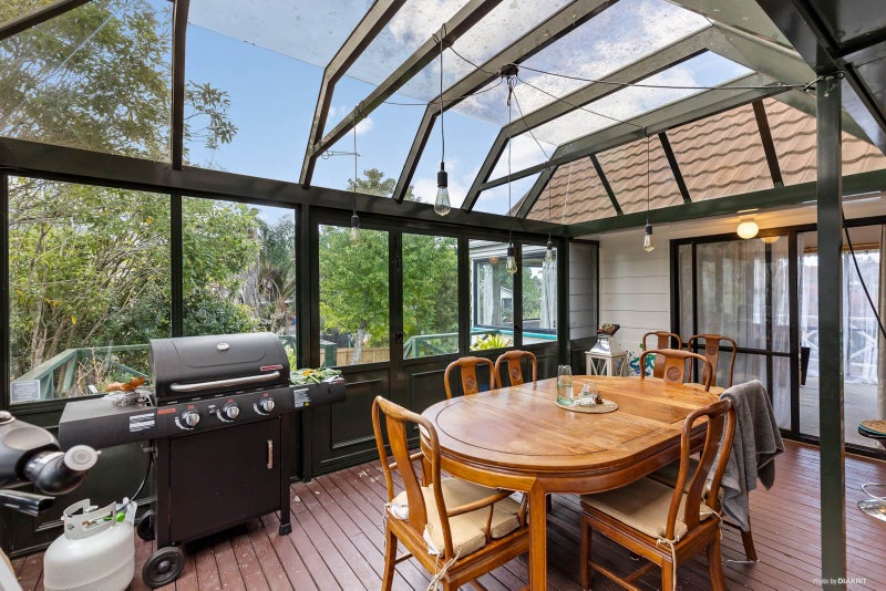 38 Marina View Drive, West Harbour, Auckland - Carousel 1