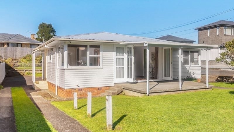 81 Oranga Avenue, Onehunga, Auckland - Carousel 1