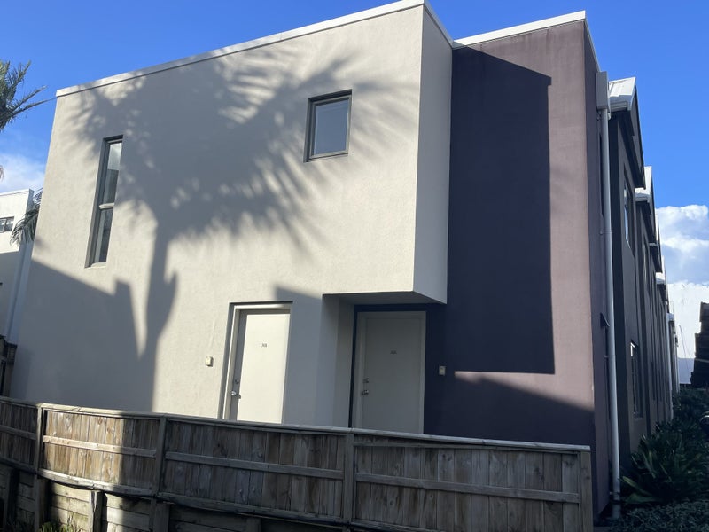 36B/21 Hunters Park Drive, Three Kings, Auckland - Carousel 10