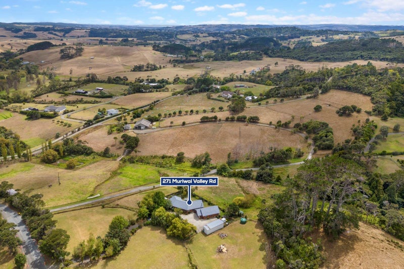 271 Muriwai Valley Road, Waimauku - Carousel 2