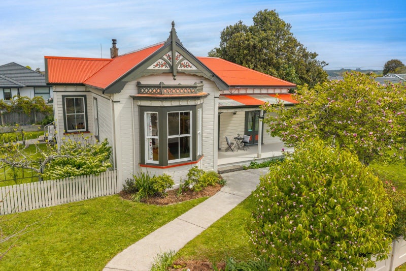 11 Waimea West Road, Brightwater - Carousel 1