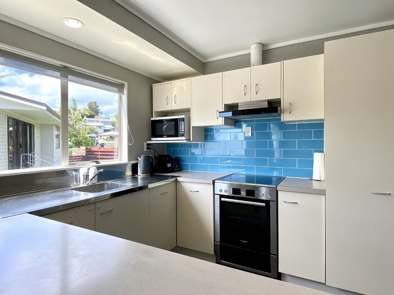 39 Jonathon Street, Brookfield, Tauranga - Carousel 2