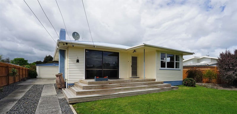 4 Orelio Street, Hillcrest, Hamilton - Carousel 1