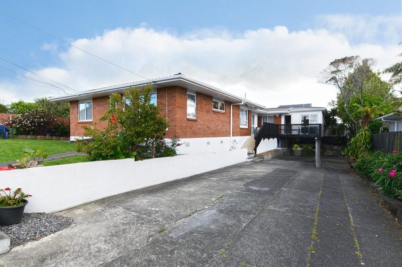 15 Rothery Road, Hillpark, Auckland - Carousel 1