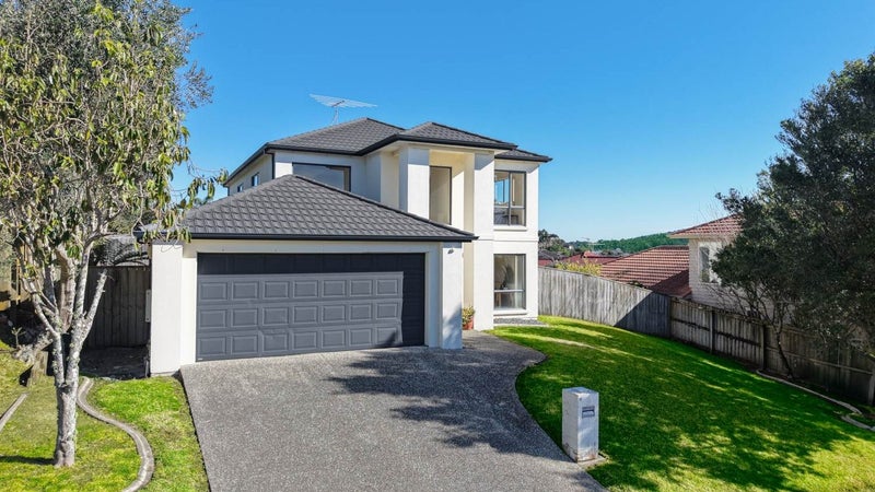 15 George Deane Place, Greenhithe, Auckland - Carousel 1