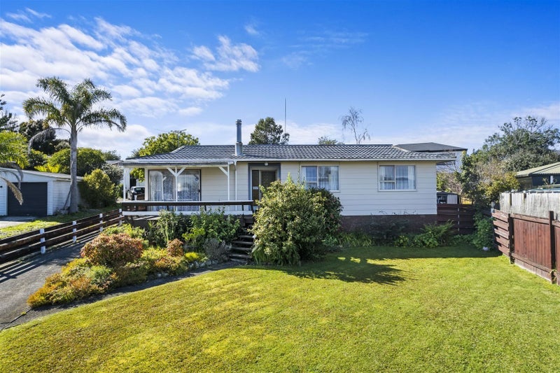 10 Pankhurst Place, Sunnyvale, Auckland - Carousel 2