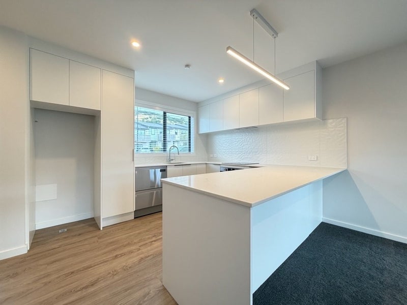 30 Oakum Road, Whitby, Porirua - Carousel 2