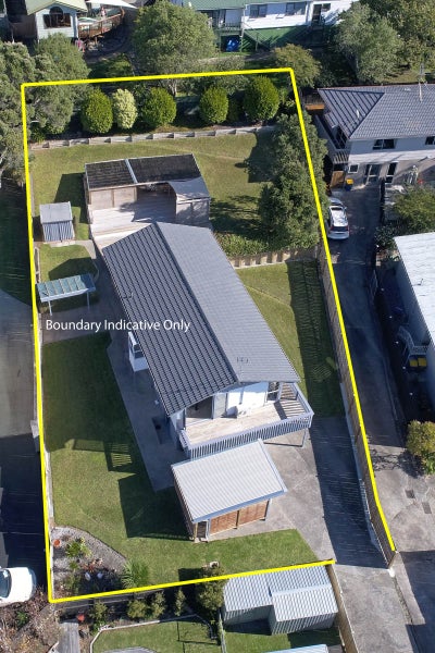 10 Longreach Drive, Sunnyvale, Auckland - Carousel 1