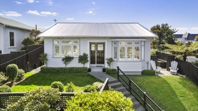 97 Cashmere Avenue, Khandallah, Wellington - Carousel 1