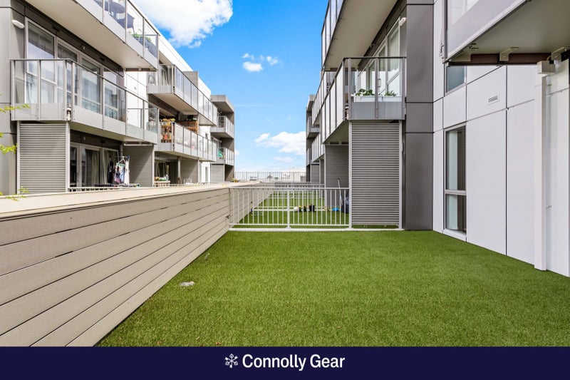 2J/20 Charlotte Street, Eden Terrace, Auckland - Carousel 2