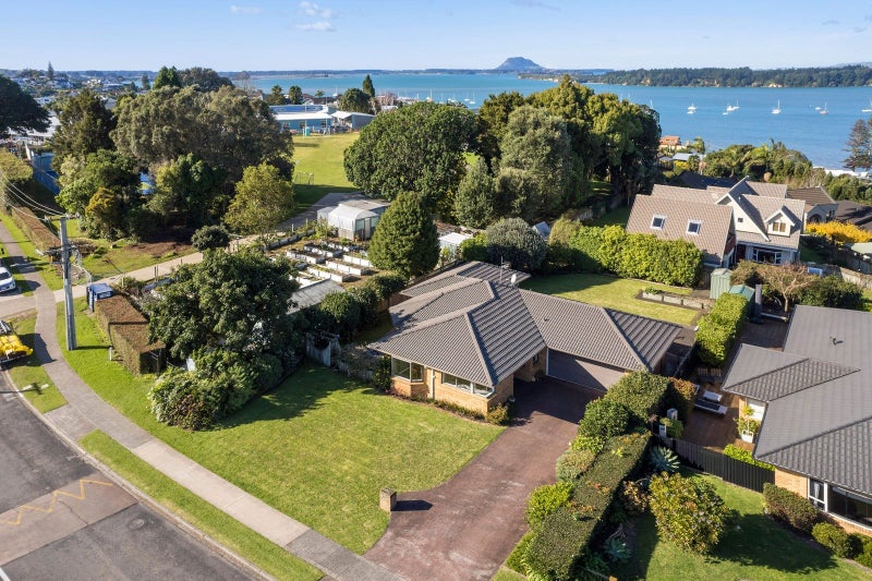 39 Hamurana Road, Omokoroa, Omokoroa - Carousel 2