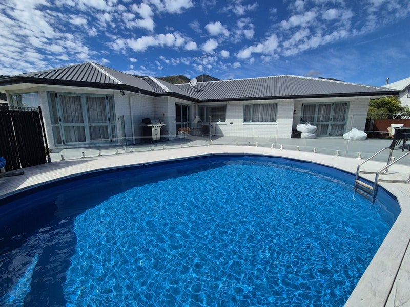 4 Mara Place, Waikawa, Picton - Carousel 1