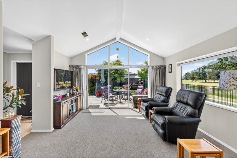 45 Hunter Drive, Awatoto, Napier - Carousel 1