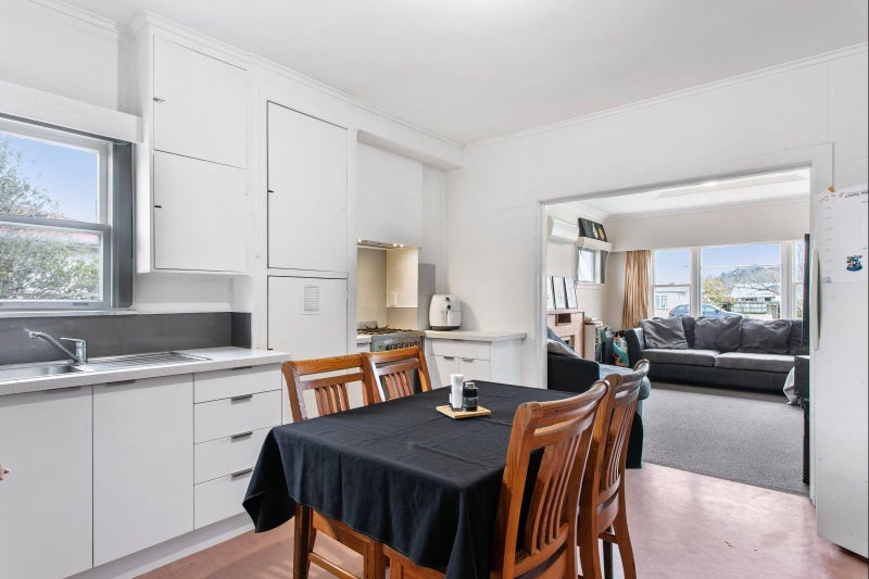 101 De Lautour Road, Inner Kaiti, Gisborne - Carousel 1