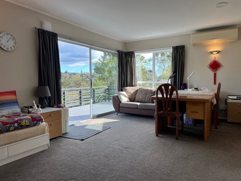 49 Woodfern Crescent, Titirangi, Auckland - Carousel 2