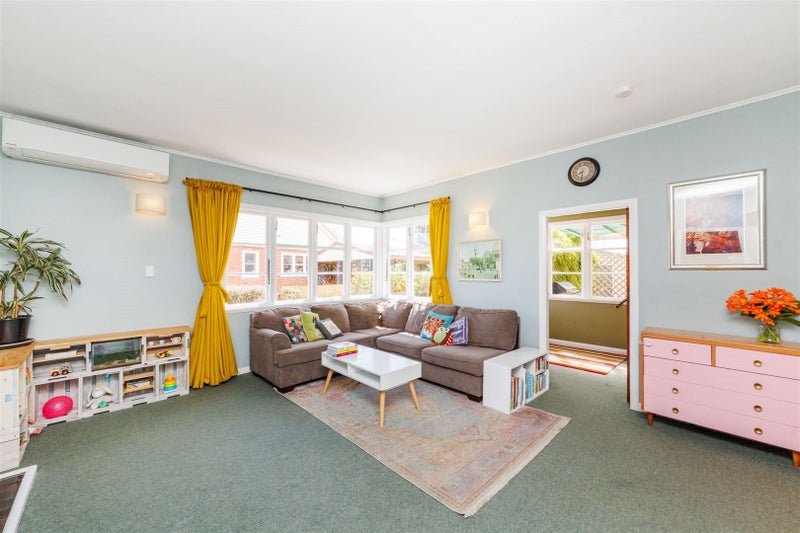 46 Savage Crescent, West End, Palmerston North - Carousel 2