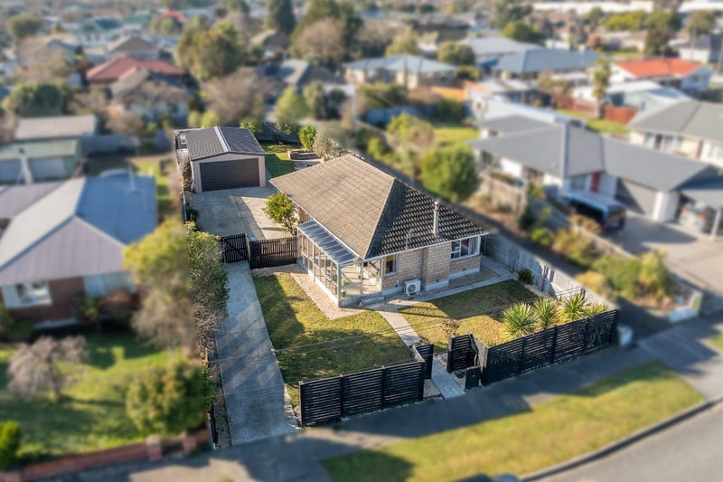 36 Greenhaven Drive, Burwood, Christchurch - Carousel 1
