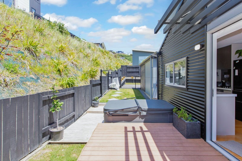 145 Navigation Drive, Whitby, Porirua - Carousel 20