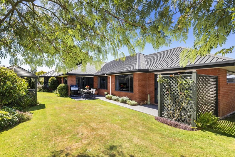 6 Berkshire Drive, Avonhead, Christchurch - Carousel 1