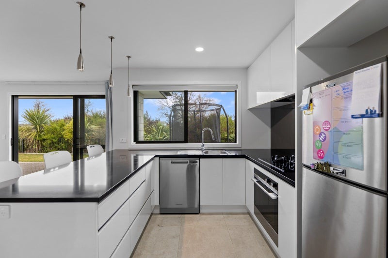 13 St Pats Grove, Nukuhau, Taupo - Carousel 2