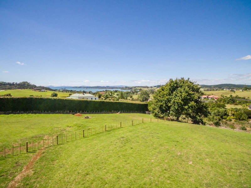 4 Cleo Jane Memorial Drive, Kerikeri - Carousel 2