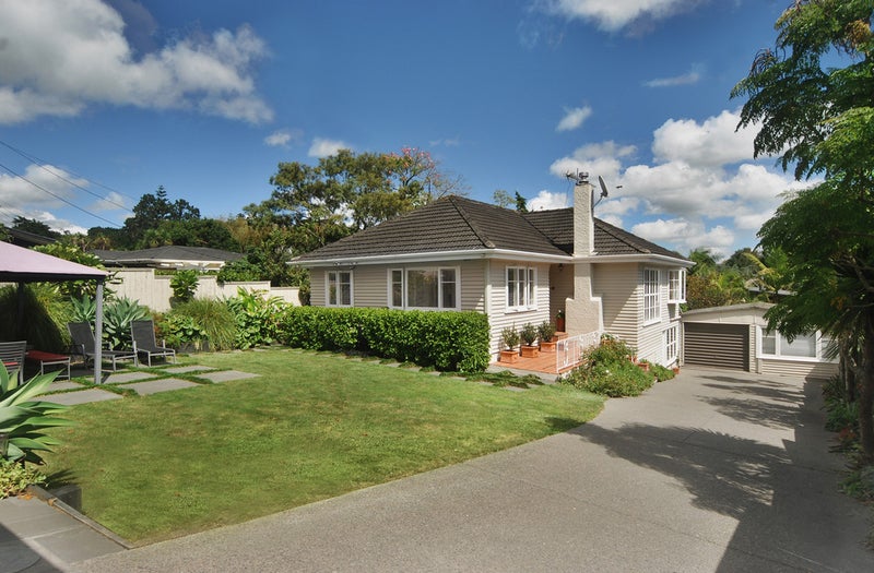 110 Pah Road, Cockle Bay, Auckland - Carousel 2