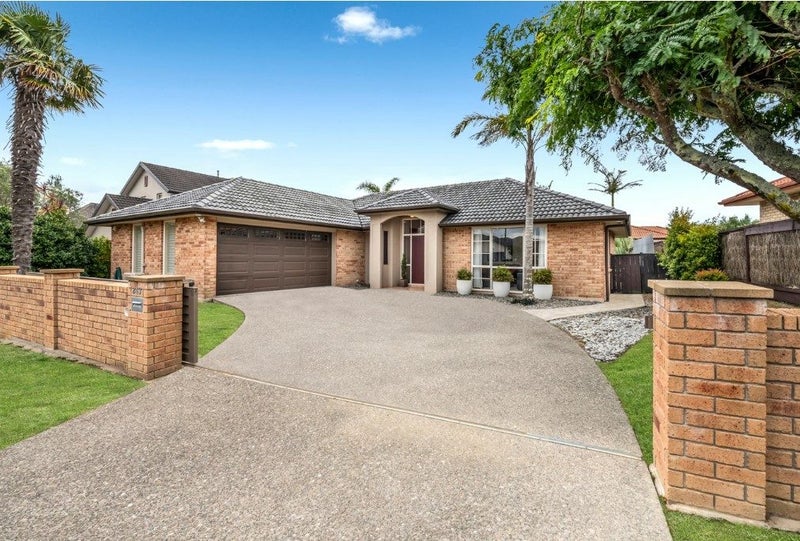 243 Kilkenny Drive, East Tamaki Heights, Auckland - Carousel 2