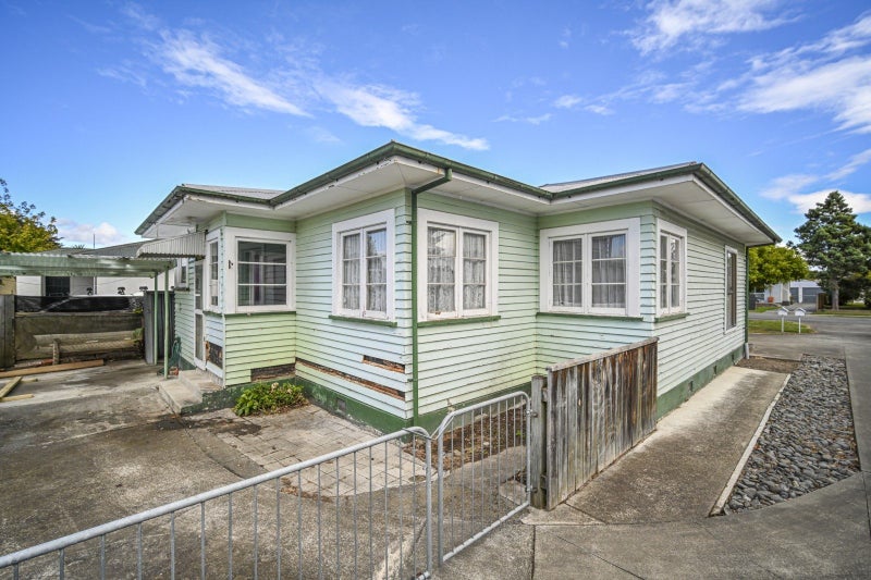 226 Mayfair Avenue, Mayfair, Hastings - Carousel 12