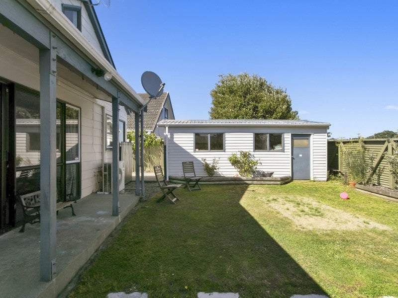 29A Awamutu Grove, Waiwhetu, Lower Hutt - Carousel 17