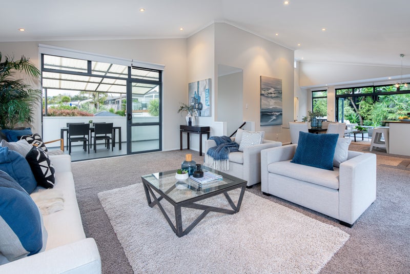 21A Ridge Road, Waiake, Auckland - Carousel 21