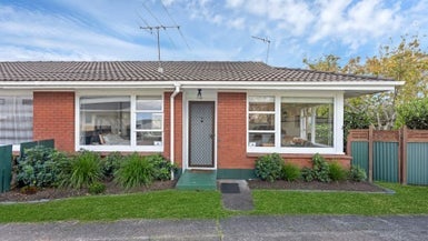 1/14 Stanniland Street, Sunnyhills, Auckland - Carousel 1