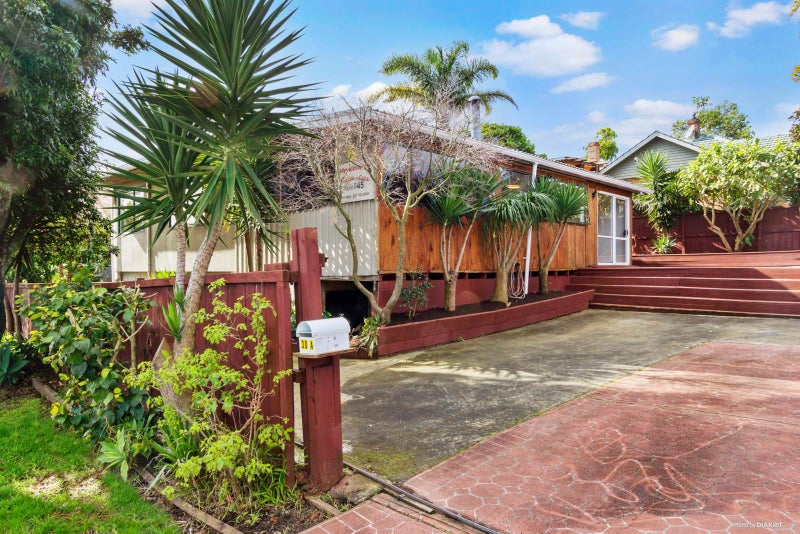 30A Morningside Drive, Morningside, Auckland - Carousel 2