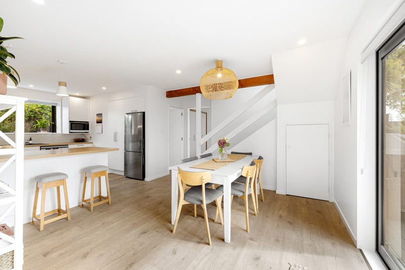 20 Sheraton Place, Redwood, Christchurch - Carousel 2