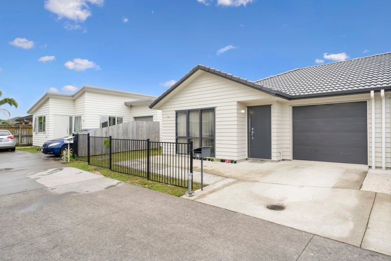 7 Isbister Lane, Wiri, Auckland - Carousel 1