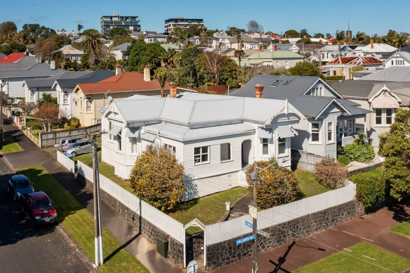 112 Williamson Avenue, Grey Lynn, Auckland - Carousel 1