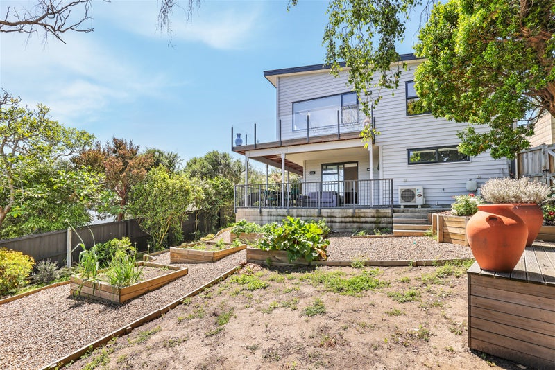 31 Cannon Hill Crescent, Mount Pleasant, Christchurch - Carousel 19