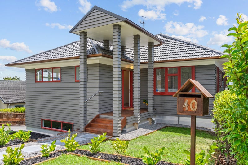 40 Rutherford Terrace, Meadowbank, Auckland - Carousel 1