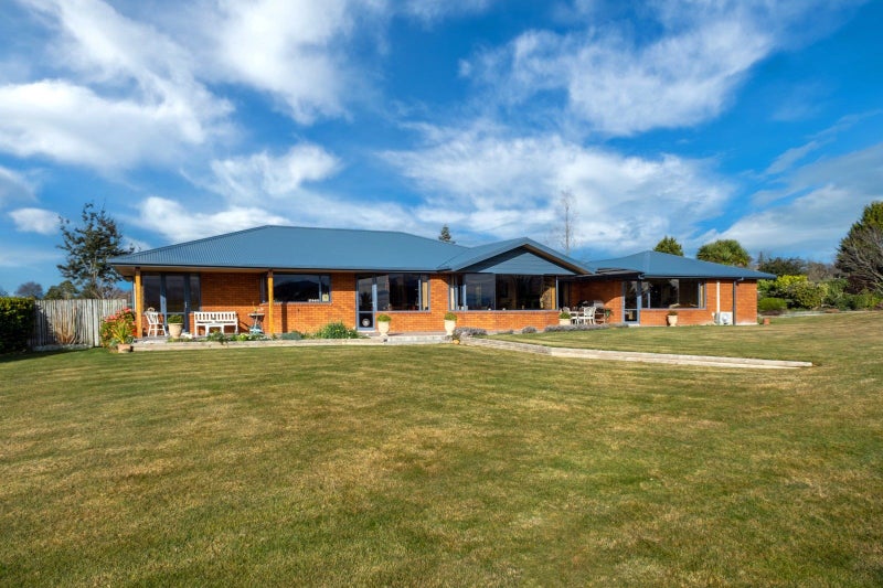 41 Kalaugher Road, Geraldine Downs, Geraldine - Carousel 1