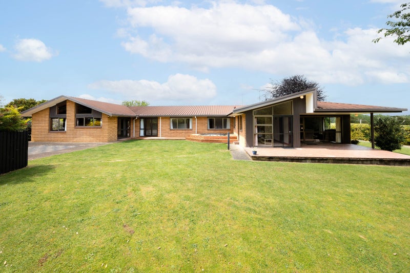 1756 Kakaramea Road, Hamilton - Carousel 1