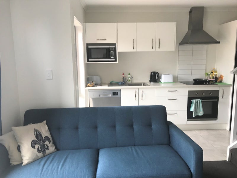 2/113 Knighton Road, Hillcrest, Hamilton - Carousel 2