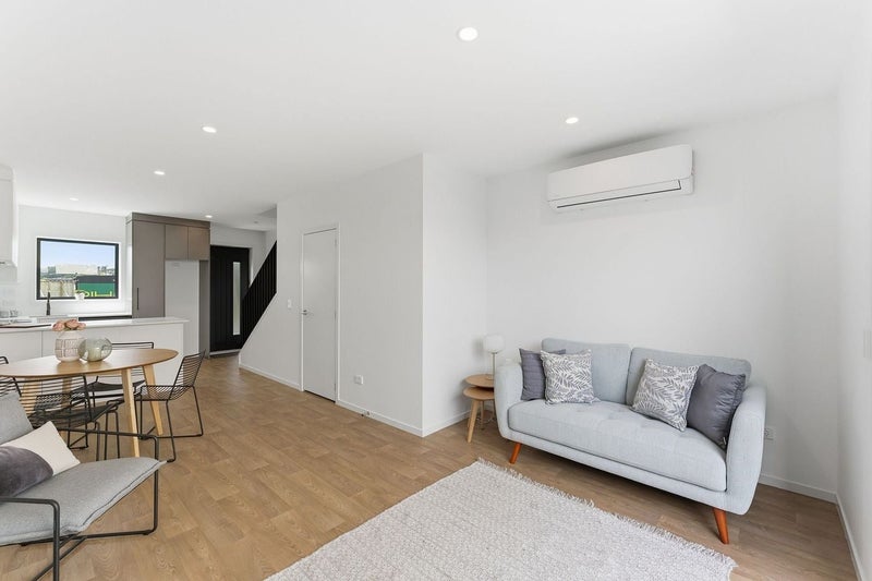 3 Erina Road, Wiri, Auckland - Carousel 2