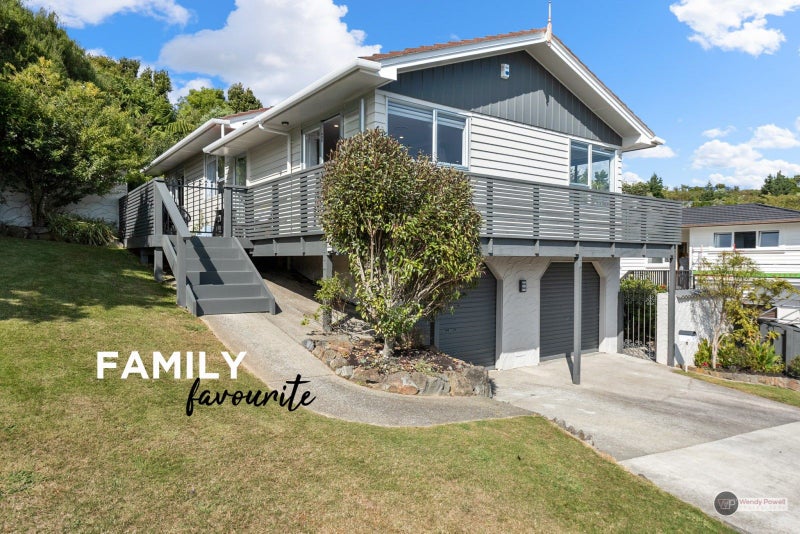 7 Timaru Grove, Kelson, Lower Hutt - Carousel 1