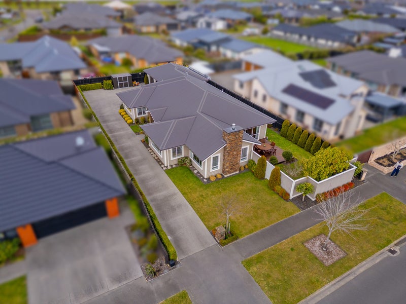 22 Euphrasie Drive, Aidanfield, Christchurch - Carousel 45