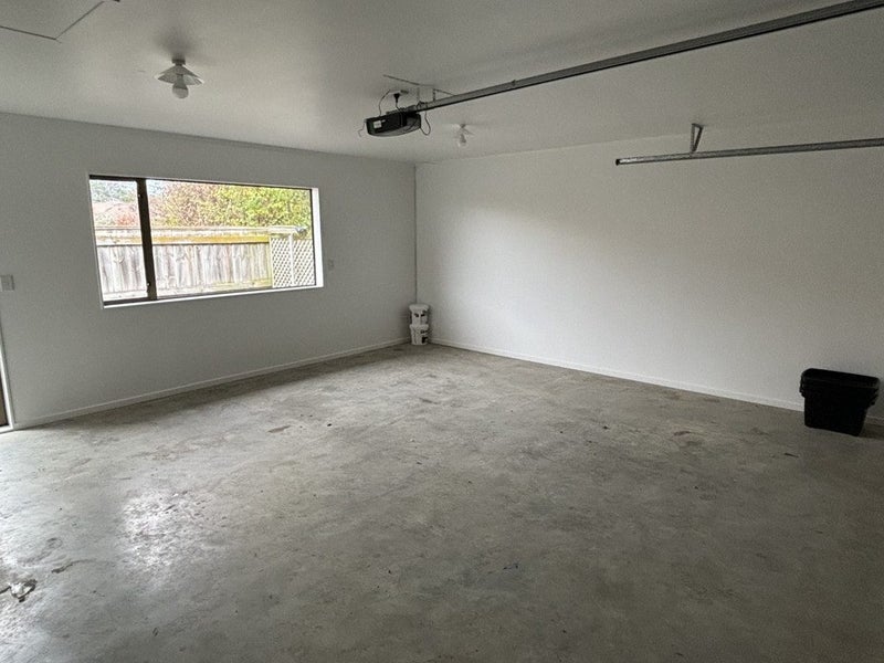 5 Blythfield Place, Taradale, Napier - Carousel 10