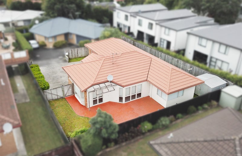 25 Heversham Place, Glendene, Auckland - Carousel 23