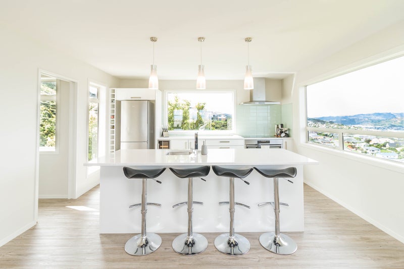 8 Fawcet Place, Belmont, Lower Hutt - Carousel 1