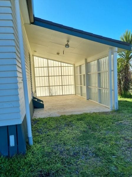15 Tamahere Drive, Glenfield, Auckland - Carousel 6